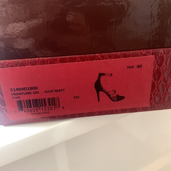 Heels, Frontline 105 - Fluorescent Matt Pink: Brand New in Box. - Picture 5 of 12